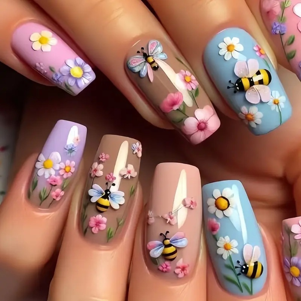 Floral Bee Nails